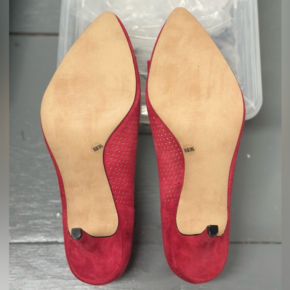 NWOB Sole Society perforated pointed, toe heel with bow - Picture 2 of 4